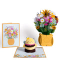 Lovepop ‘Bee-u-tiful Mom’ Queen Bee Plushpop Card & Bouquet Bundle